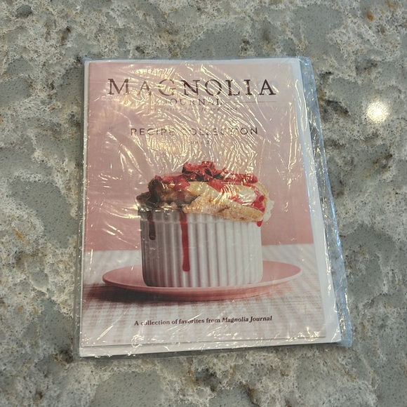 Magnolia journal spring 2024 - Picture 2 of 2
